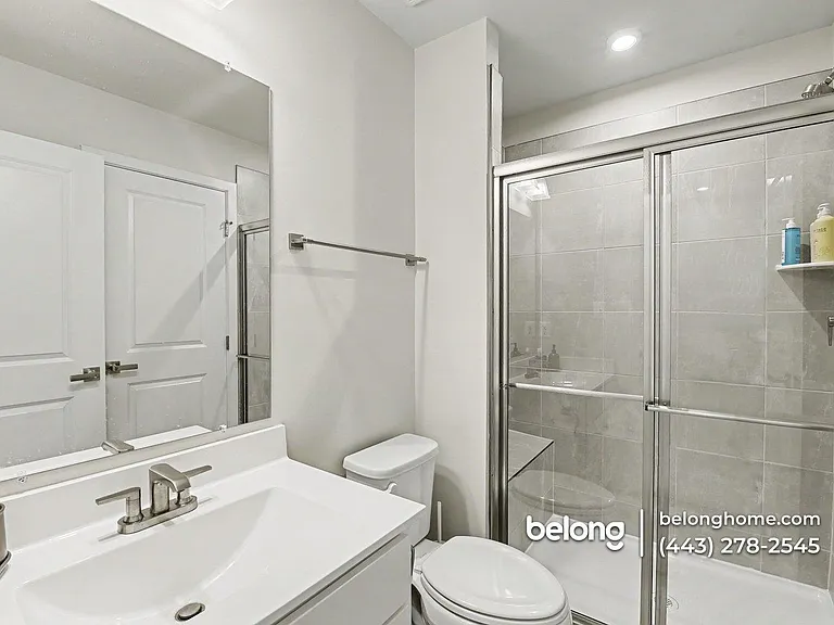 737 Lennox St — Photo 5