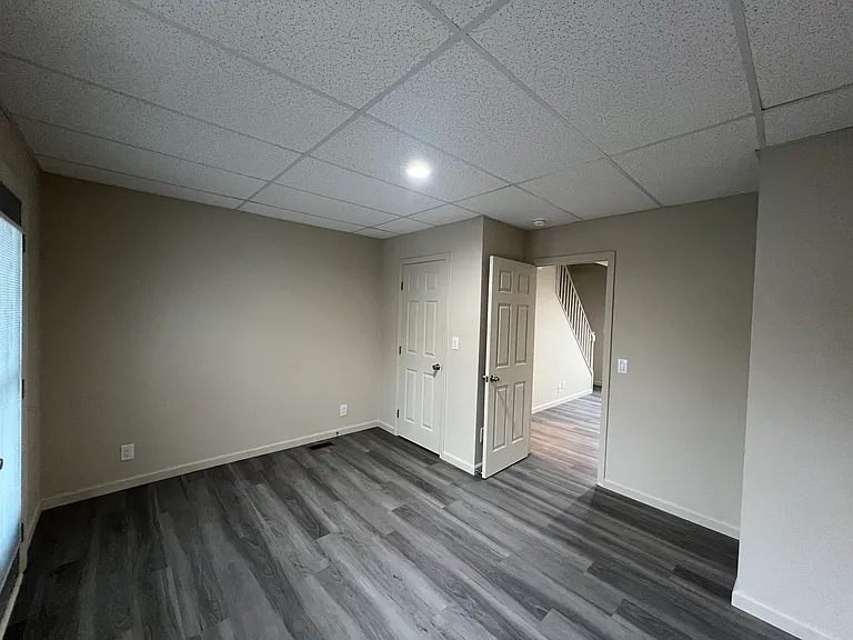 Bedroom/Office