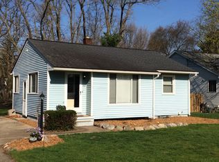 742 S 3rd St, Brighton, MI 48116