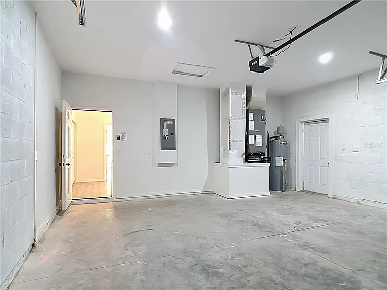 1081 McCrory St — Photo 51