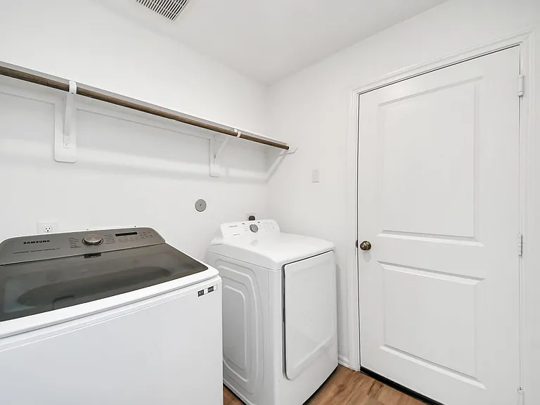 26915 Wilderye Cove Ln — Photo 12