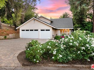 23030 Humming Bird Way, Calabasas, CA 91302