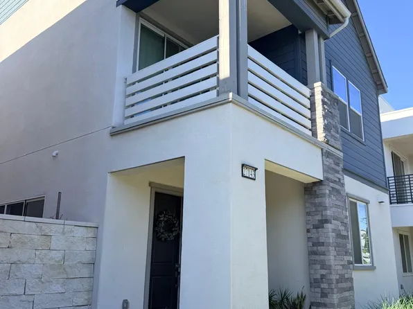 27143 Scrub Oak Ct, Valencia, CA 91381