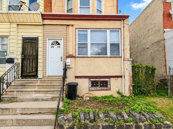 2013 S 60th St, Philadelphia, PA 19142