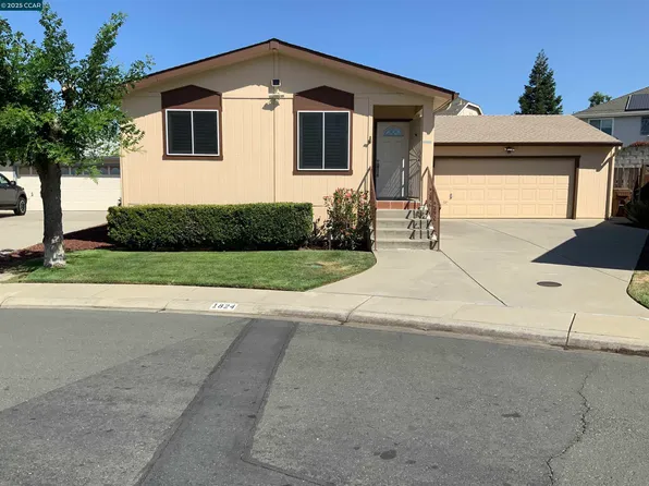 1824 Paris Ln, Antioch, CA 94509