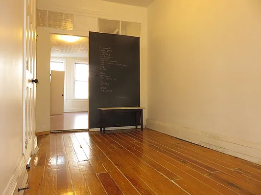 Rented by Rennit Inc. | media 6