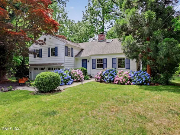 32 Welwyn Rd, Riverside, CT 06878