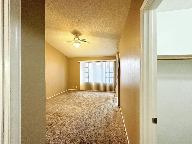 11050 N 111th Way — Photo 13