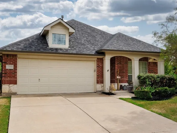 1300 Hennessey Ct, Fort Worth, TX 76131