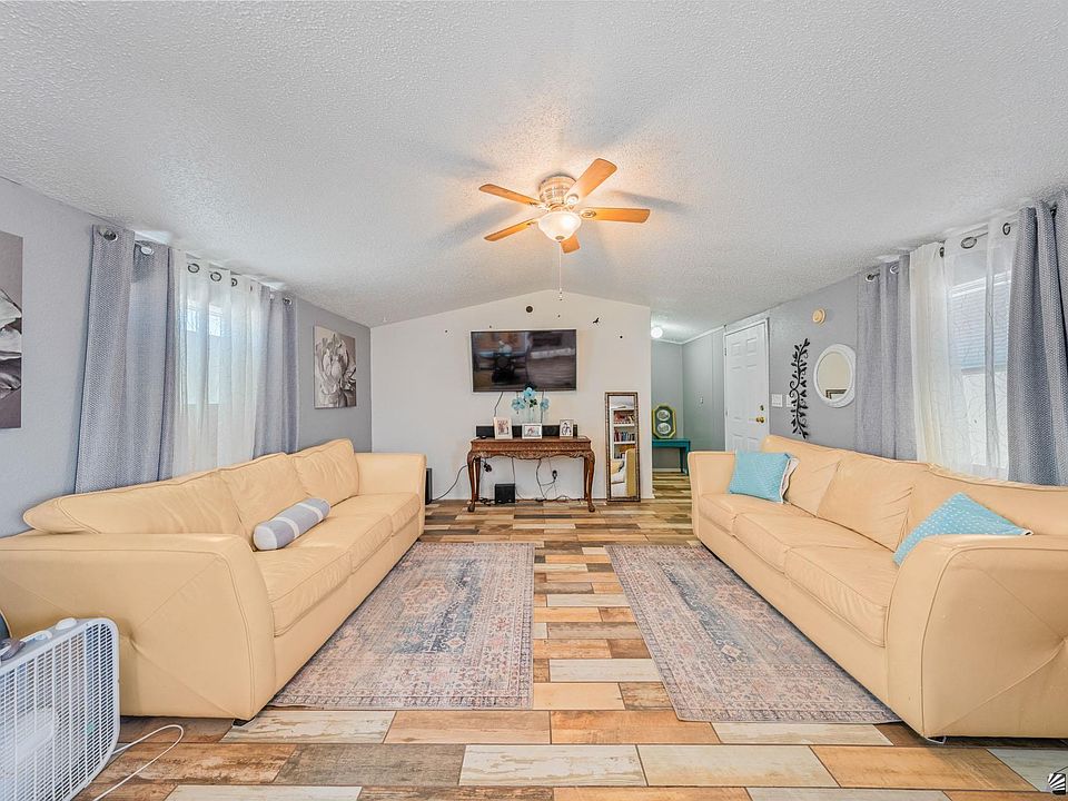 1st image of 28289 E Boris St