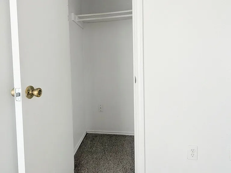 Bennett Place Apartments — Photo 10