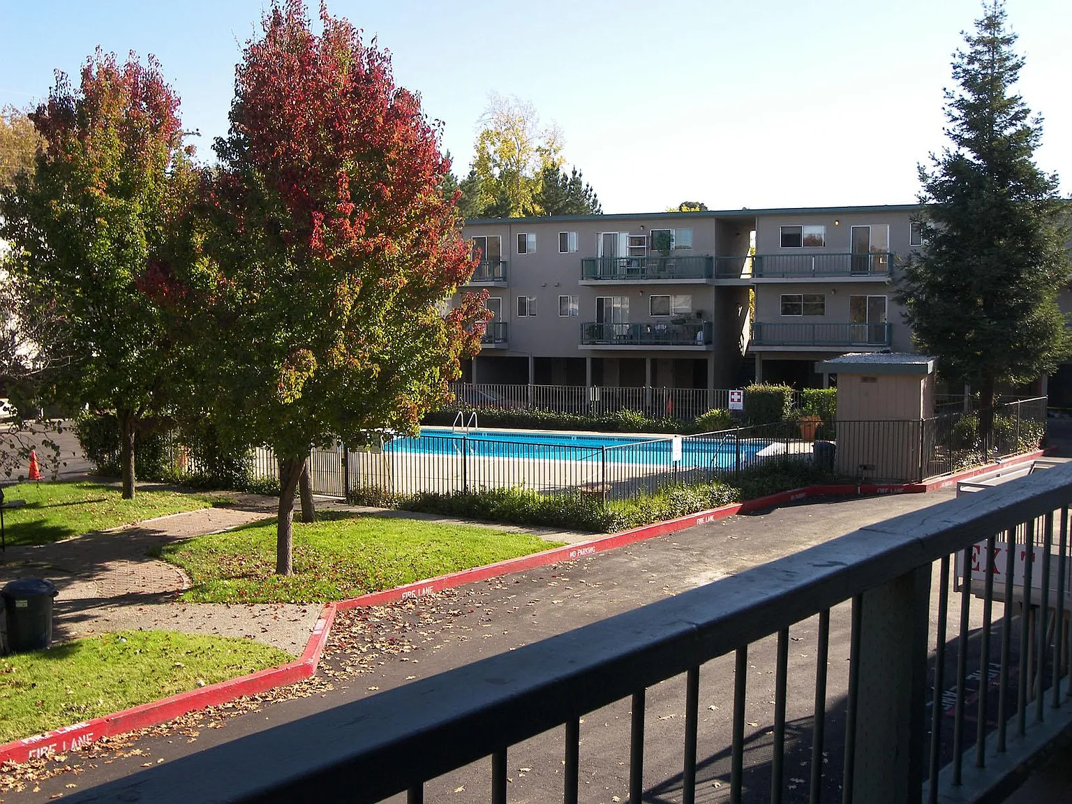 Bay Vista — Photo 4