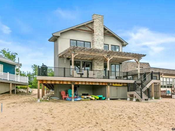 17107 Rainbow Rd, Bellevue, NE 68123