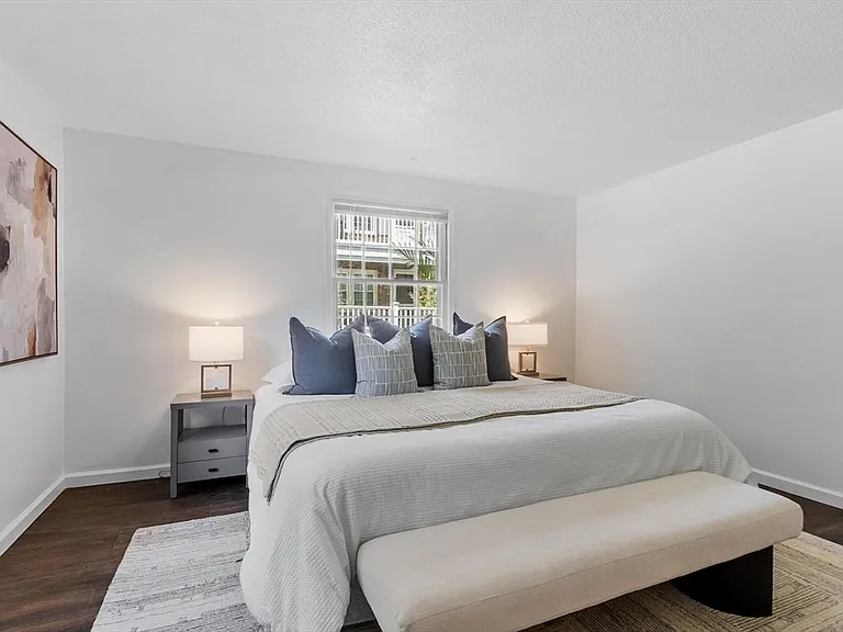 5 Elm St #1 — Photo 16