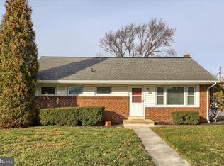 3240 Cloverfield Rd, Harrisburg, PA 17109