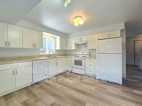 3rd image of 7513 59th Dr NE Unit B
