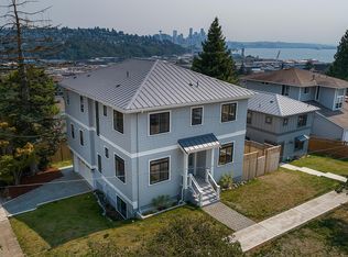 2116 26th Ave W, Seattle, WA 98199