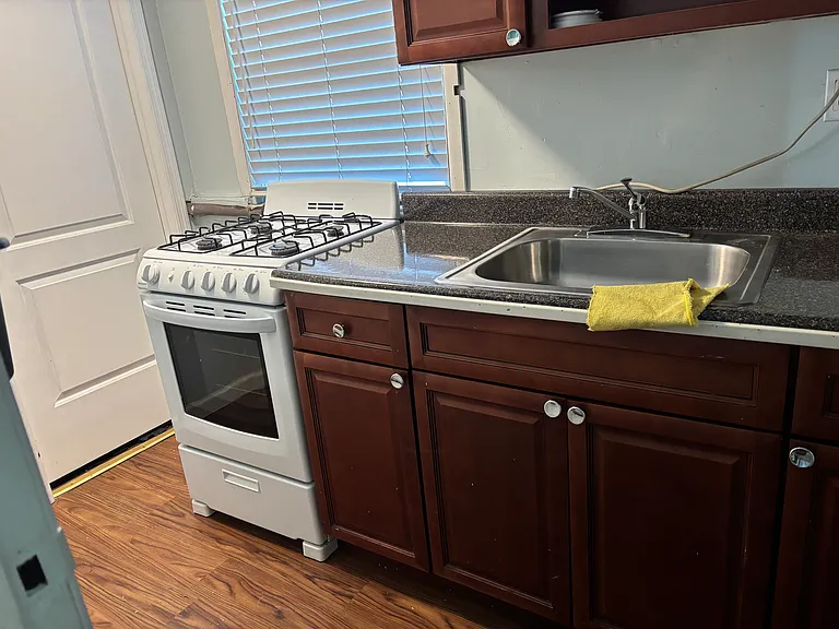 793 Deer Park Ave — Photo 5