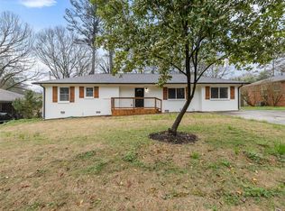 218 Shawnee Trl SE, Marietta, GA 30067