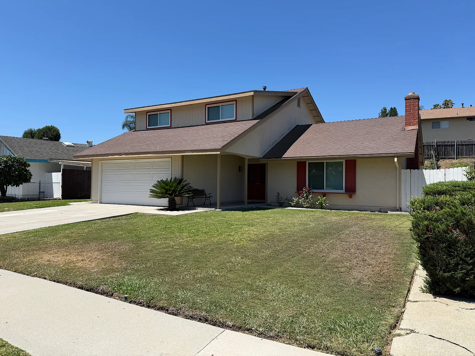 4 bed, 1800 sqft, $3,500 — Photo 2