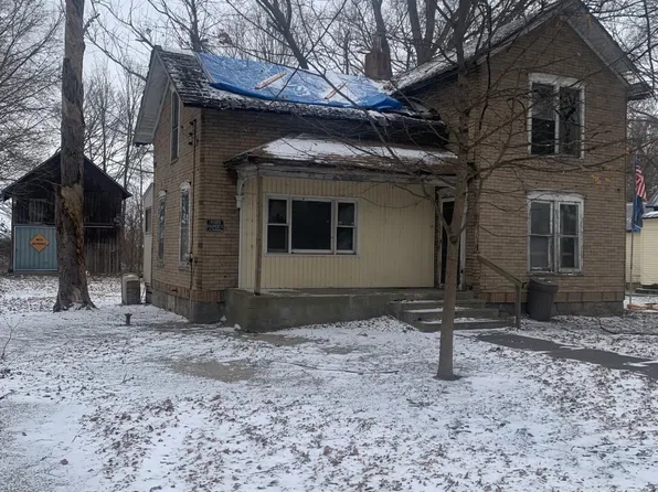 140 W Clay St, Sherwood, MI 49089