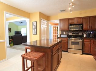 2118 Broad Water Dr, Jacksonville, FL 32225