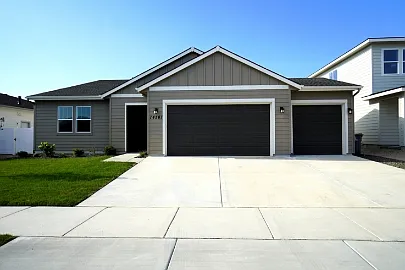 14561 Pine Knoll St — Photo 29