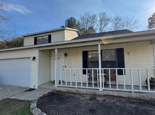 120 Palmetto Dr, Crestview, FL 32539