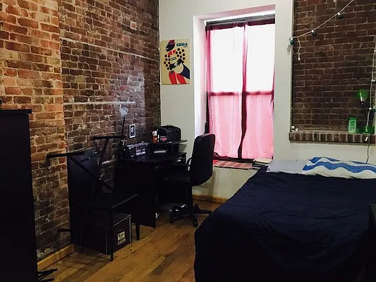 Rented by null | media 48