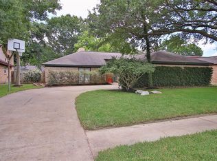 15526 Laurel Heights Dr, Houston, TX 77084