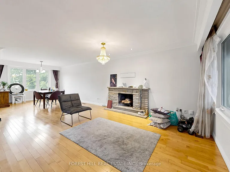 32 Wycliffe Cres — Photo 8