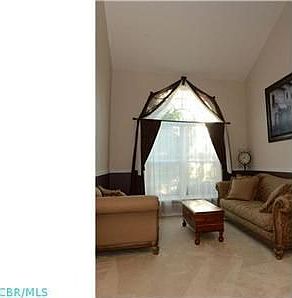 4th image of 4190 Greensbury Dr