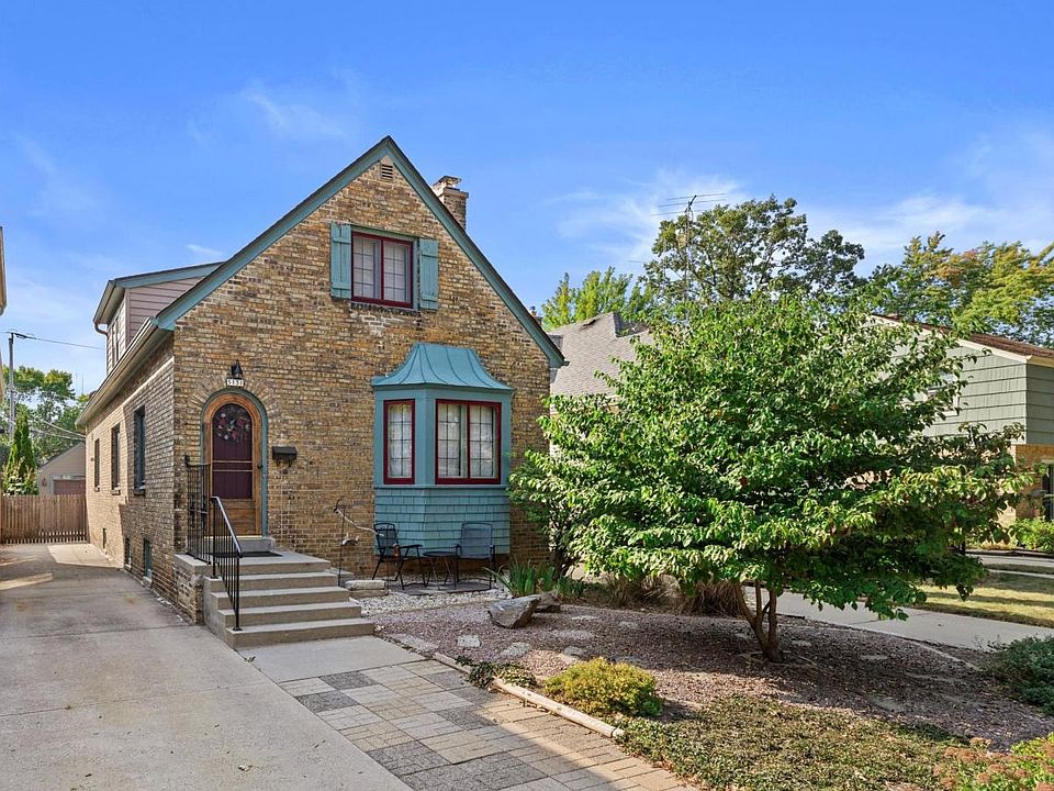 1st image of 5131 North Diversey BOULEVARD