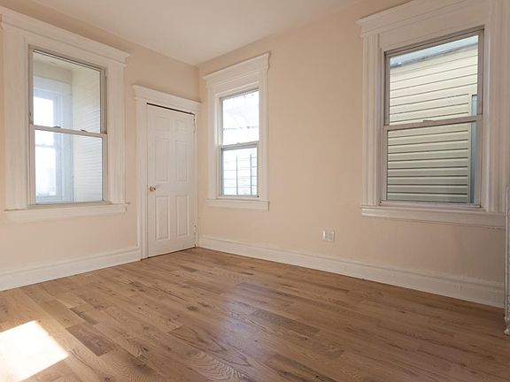 4th image of 390 Sanford Ave APT 2