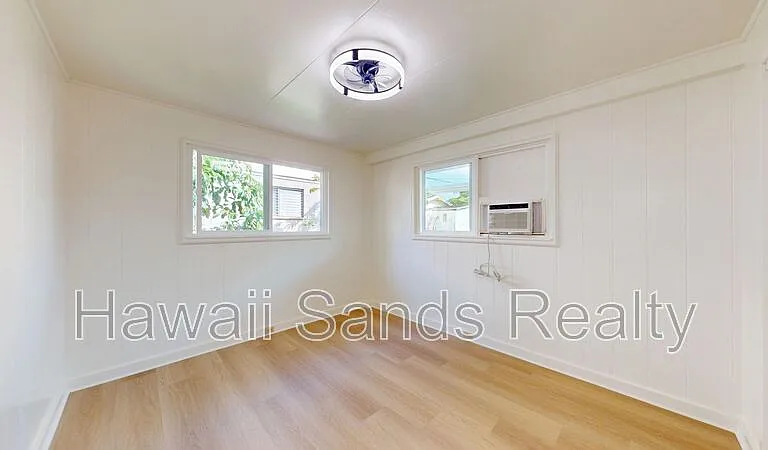 2128 Gertz Ln #C — Photo 6