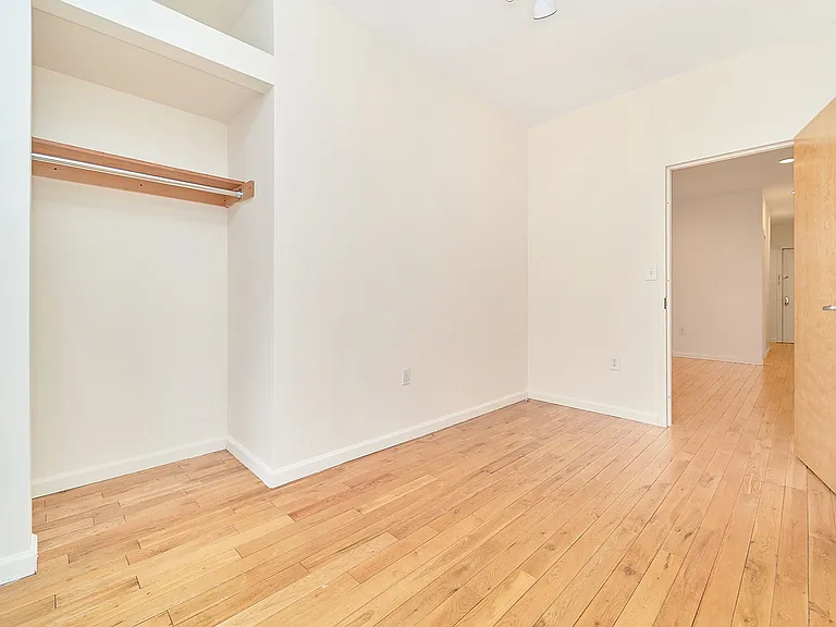 587 W 177th St #43 — Photo 9