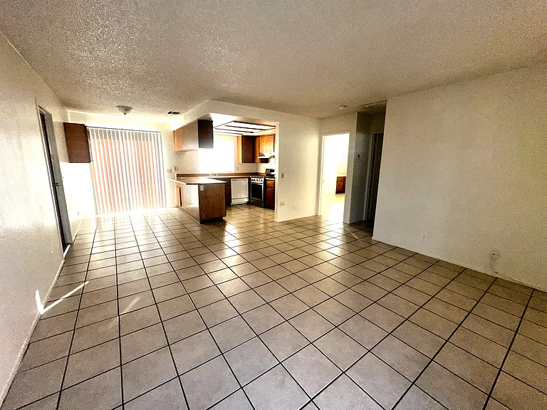 15392-15398 Bear Valley Rd — Photo 6