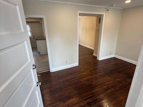 3rd image of 528 Random Rd