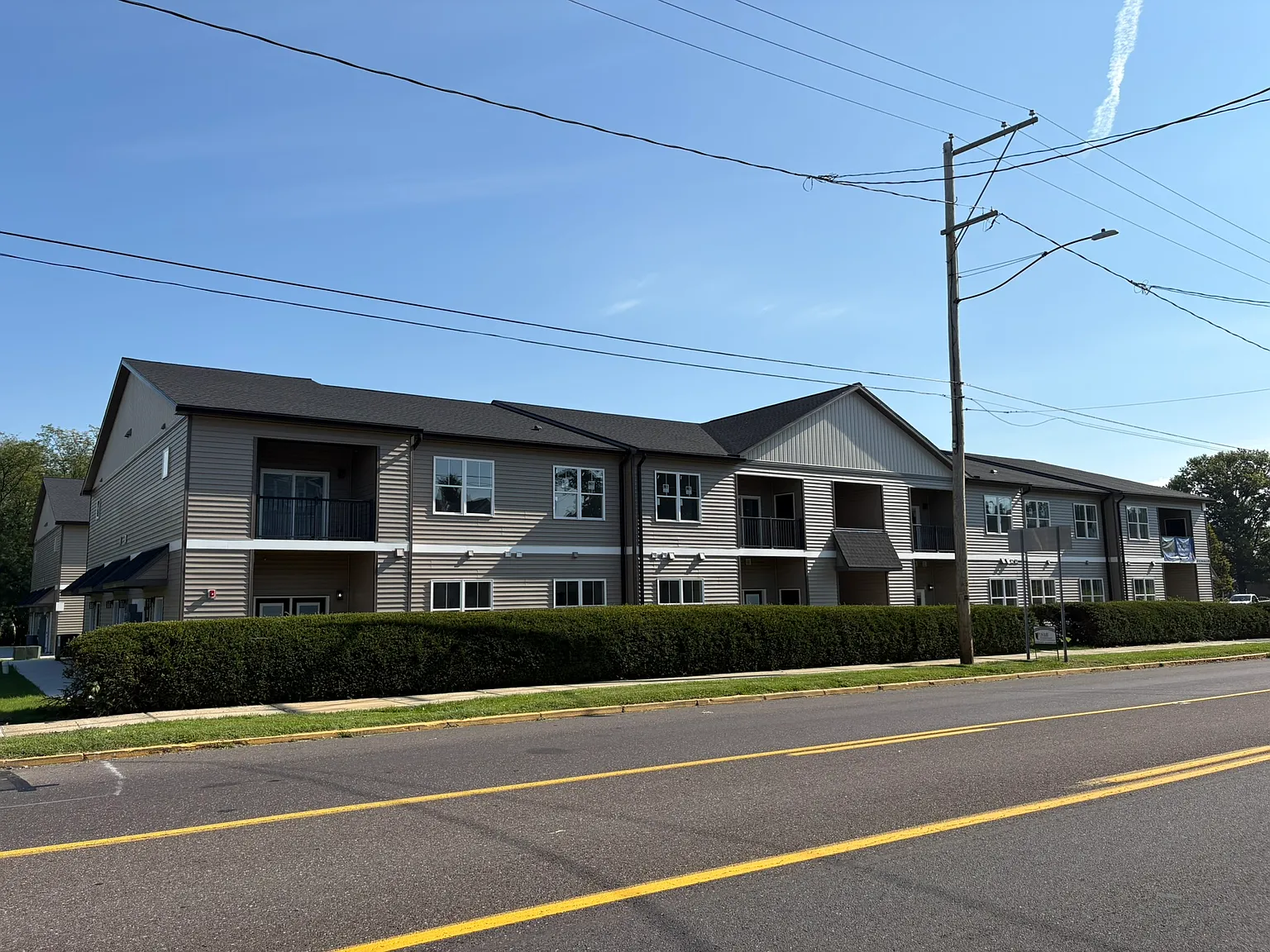 Maple Ave. Apartments — Photo 4