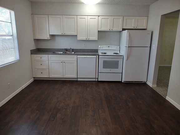 2nd image of 646 47th Ave N