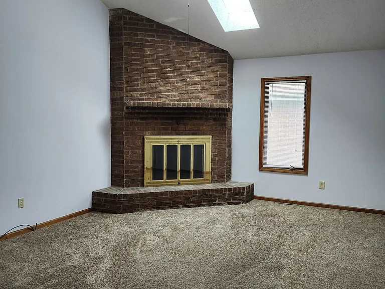 4059 S Franklin Ave — Photo 8