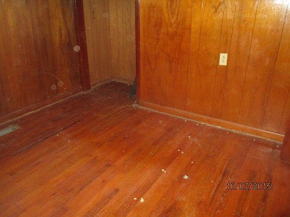 2nd image of 358 Southerland Ave