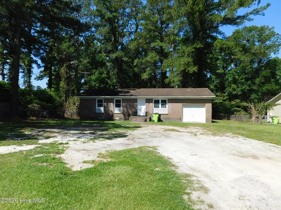 4004 Brandywine Dr #4004