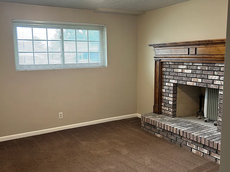8257 S Grambling Way — Photo 12