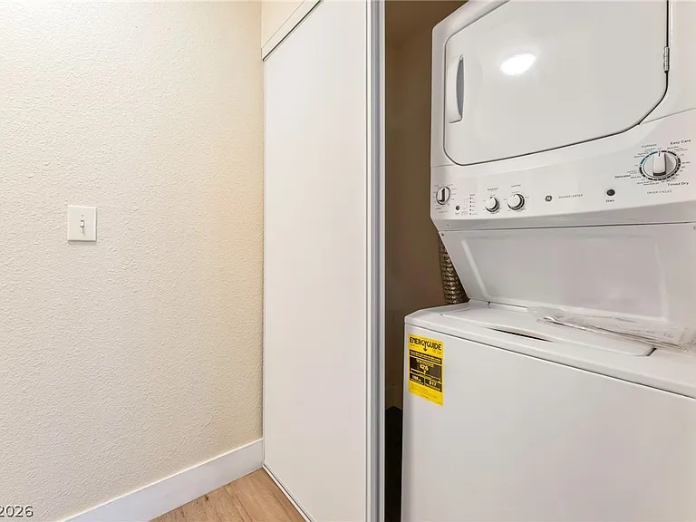 4300 N Lamont St #200 — Photo 23