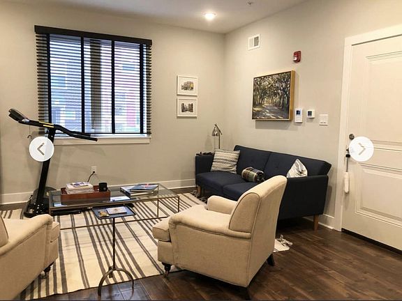 4th image of 1419 N Franklin St #1R