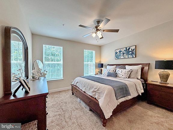 5th image of 376 Buckeye Cir