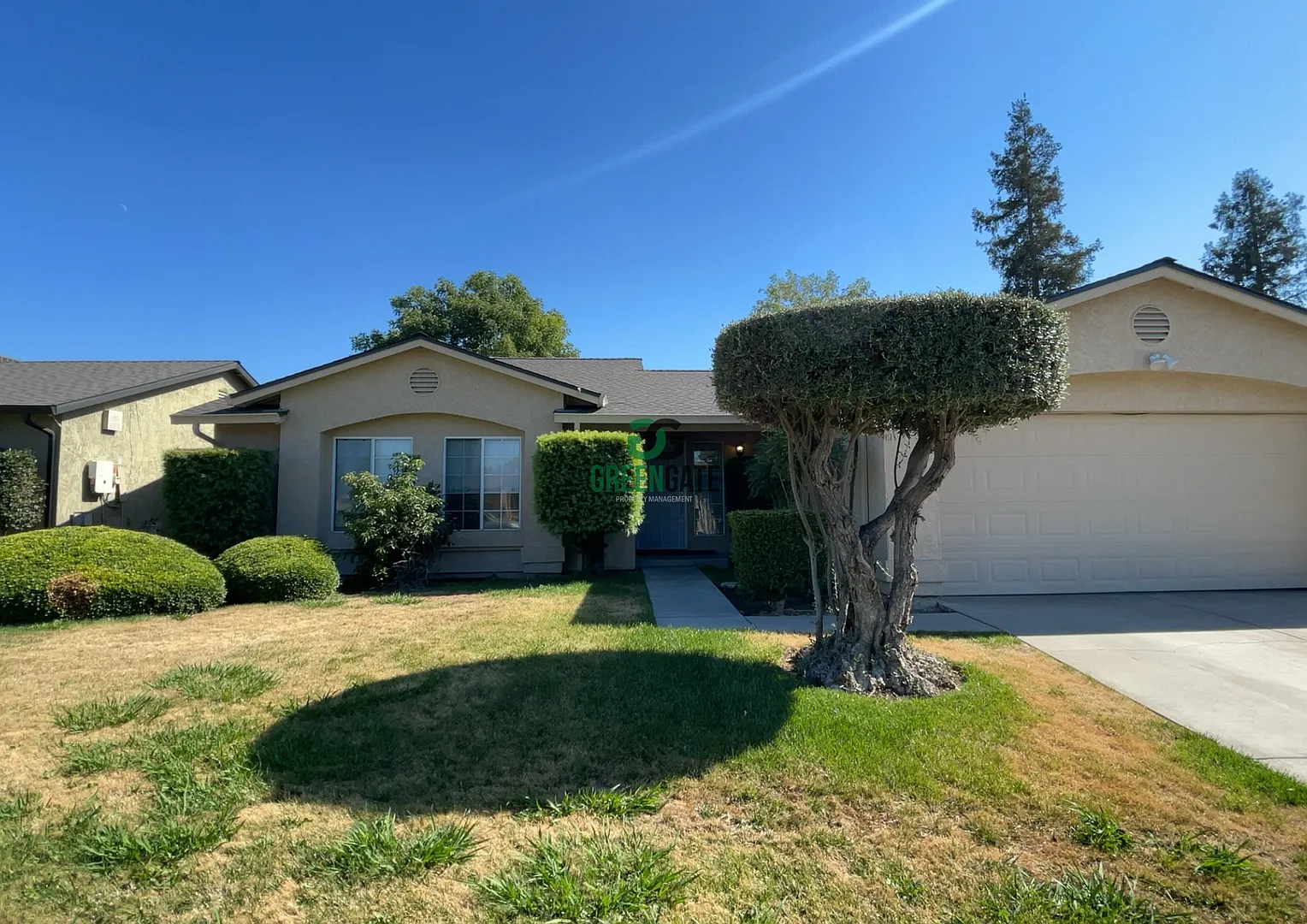 Beautiful 4 Bedroom, 2 Bathroom Home Available in Riverbank! — Photo 2