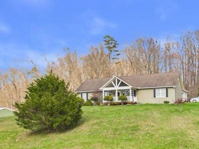 950 Coolidge Rd, La Follette, TN, 37766