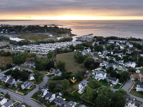 14 Clinton Street, Fairfield, CT 06824